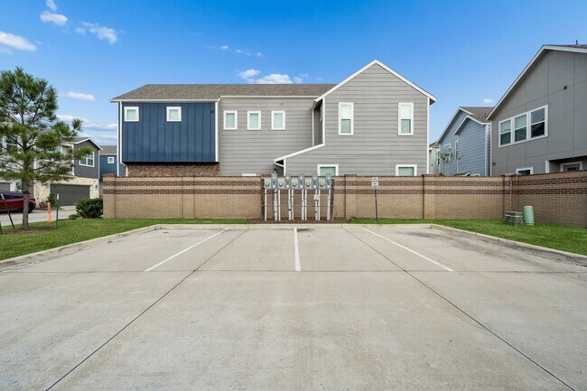 Building Photo - 9817 Prairie Garden Ln