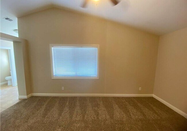 Building Photo - Wolf Valley Estates - Pool and Spa - Pets ...