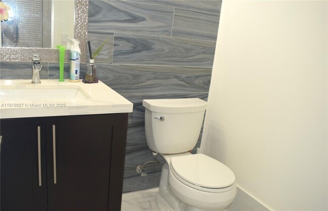 Building Photo - 538 Slippery Rock Rd