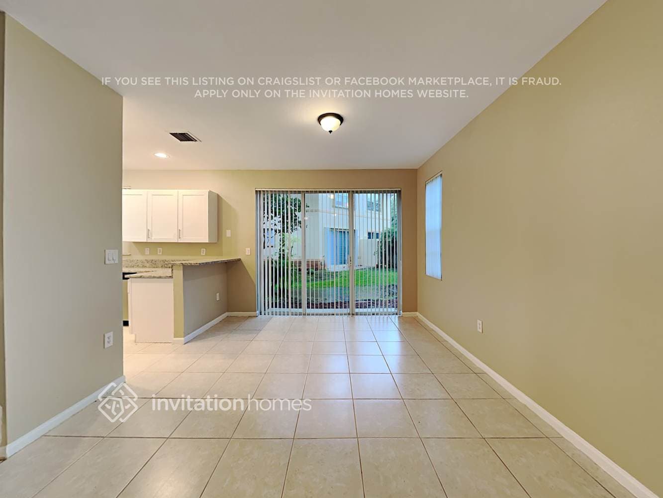 Building Photo - 703 NW 170th Terrace