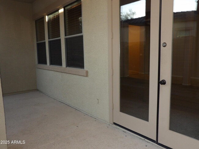 Building Photo - 17976 W Paseo Way