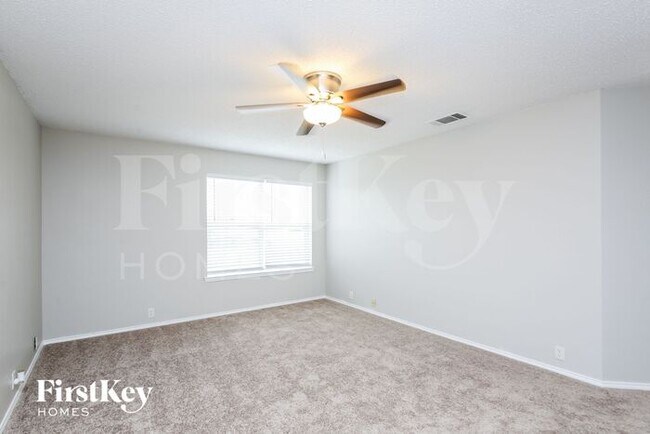 Building Photo - 1615 Wavecrest Dr