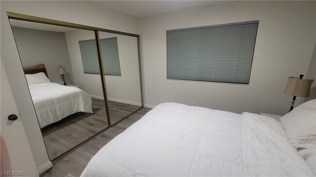 Building Photo - 2400 El Brio Ct