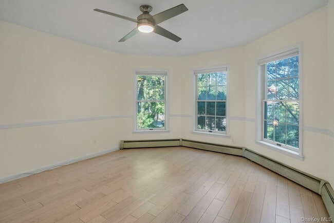Building Photo - 75 Woodcrest Ave