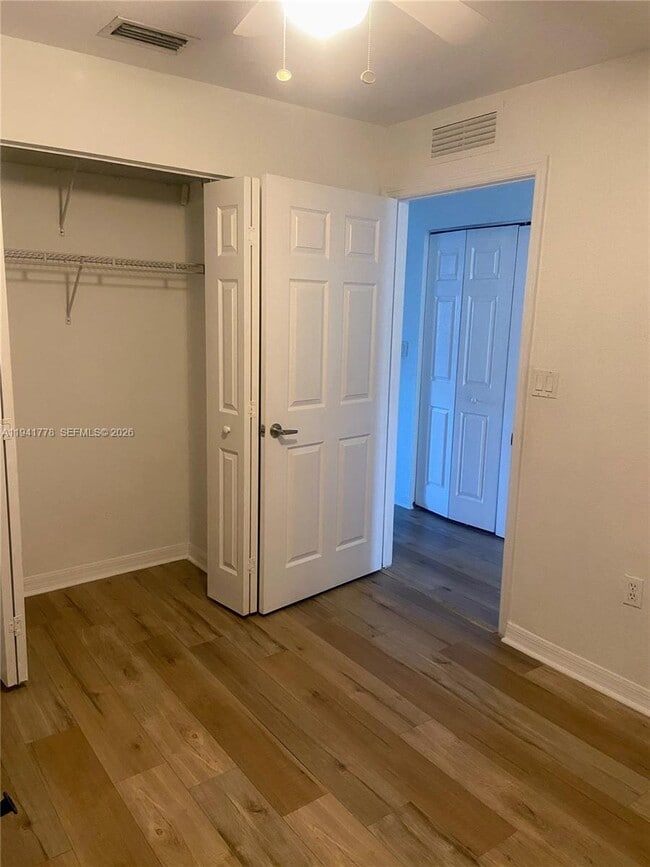 Building Photo - 8933 NW 107 Ct