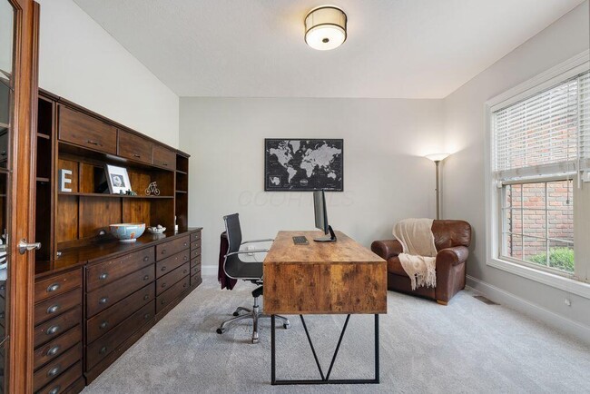 Building Photo - 1255 Jensen Park Dr