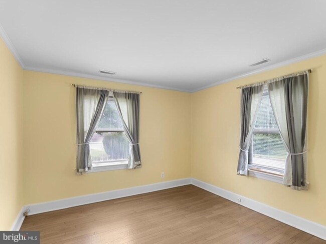 Building Photo - 701 Goldsborough St