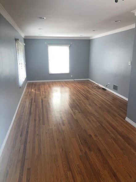 Bedroom - 10605 Ashton Ave