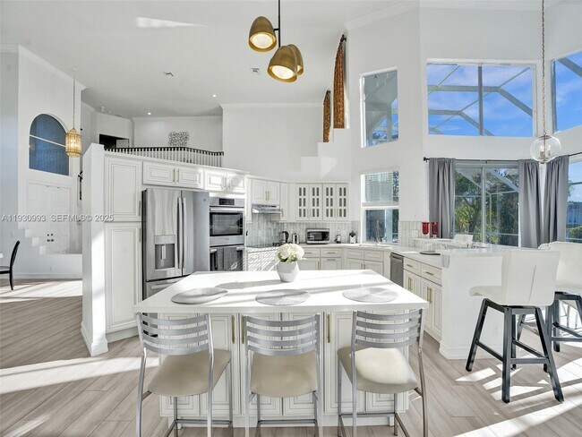 Building Photo - 4310 NW 63rd Ave