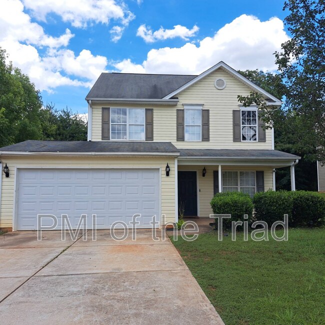 Primary Photo - 152 Drewsbury Dr