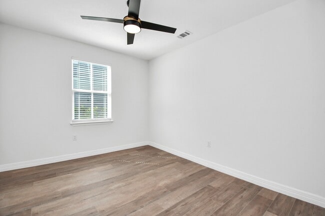 Building Photo - 2812 Truxillo St