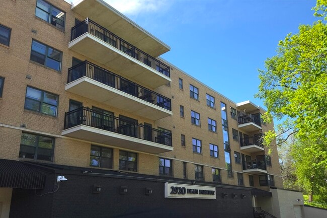 Building Photo - 2920 Dean Parkway Apartments