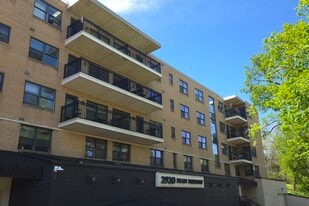 Building Photo - 2920 Dean Parkway Apartments