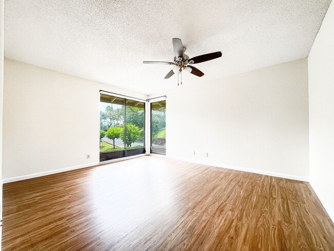 Building Photo - 3/2 with Garage! Wailuna in Aiea!