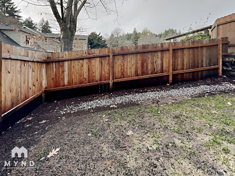 Building Photo - 1217 NW Benton St