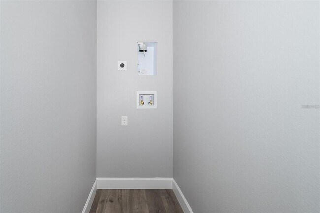 Building Photo - 617 S Grant St