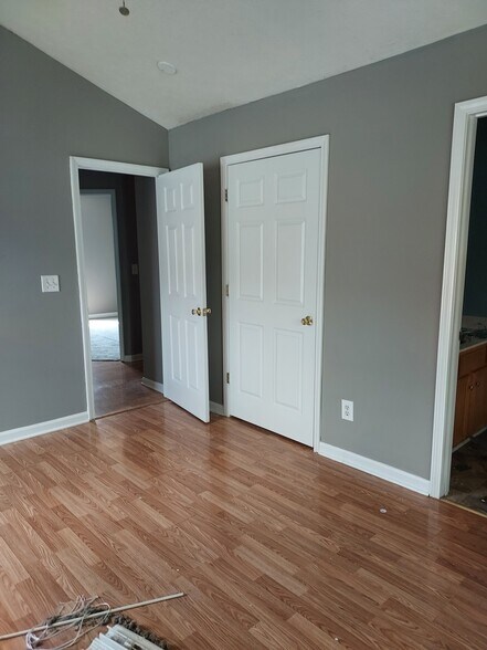Bedroom #1 Master - 1216 Lipps Ln