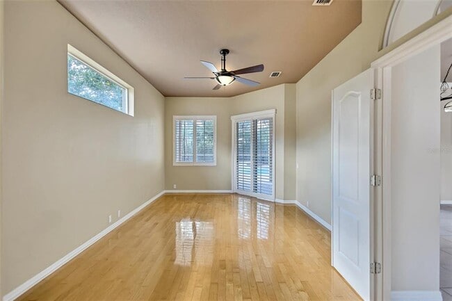 Building Photo - 11802 Middlebury Dr