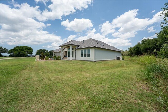Building Photo - 152 Limestone Dr