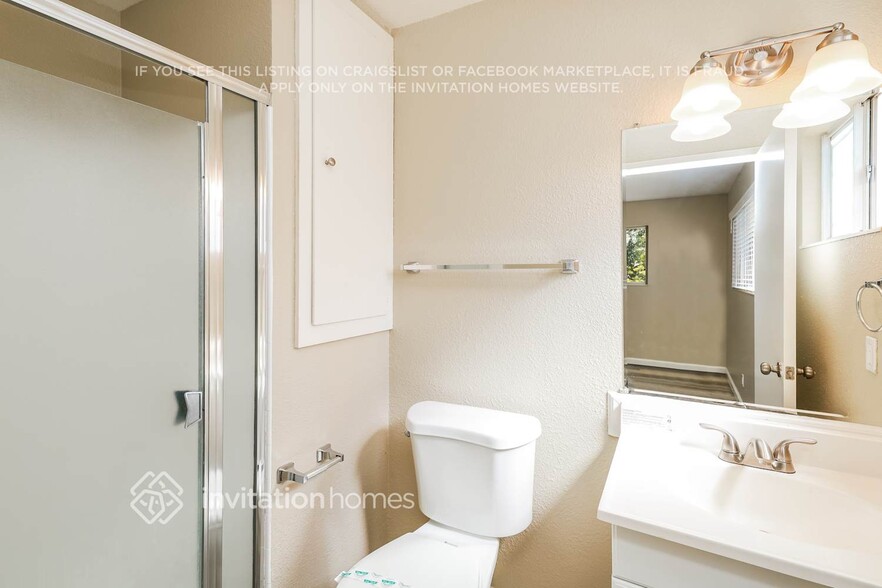 Building Photo - 430 Beelard Dr