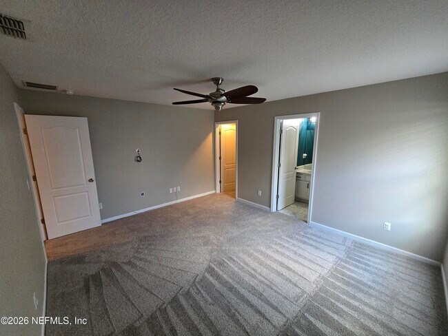 Building Photo - 3022 Plantation Ridge Dr