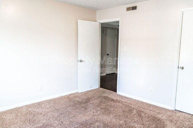 Building Photo - 4802 Cannon Ridge Dr