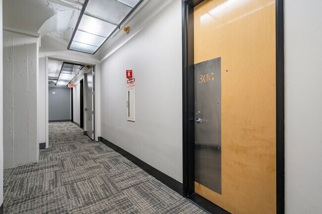 Building Photo - North Park Lofts - Historic Pearl District Warehouse Studio w/parking/most utilities/private balc...