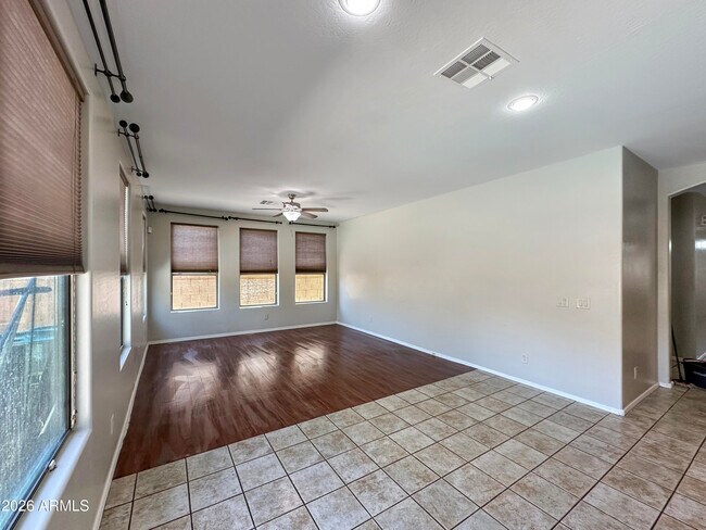 Building Photo - 3078 S Southwind Dr