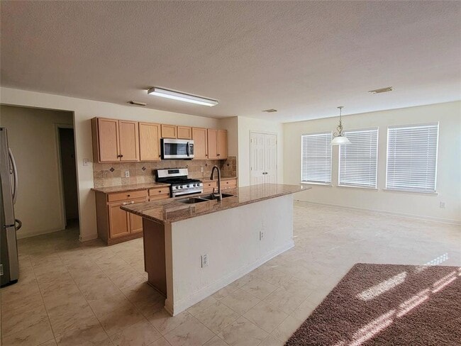 Building Photo - 2034 Crossing Nexus Ln