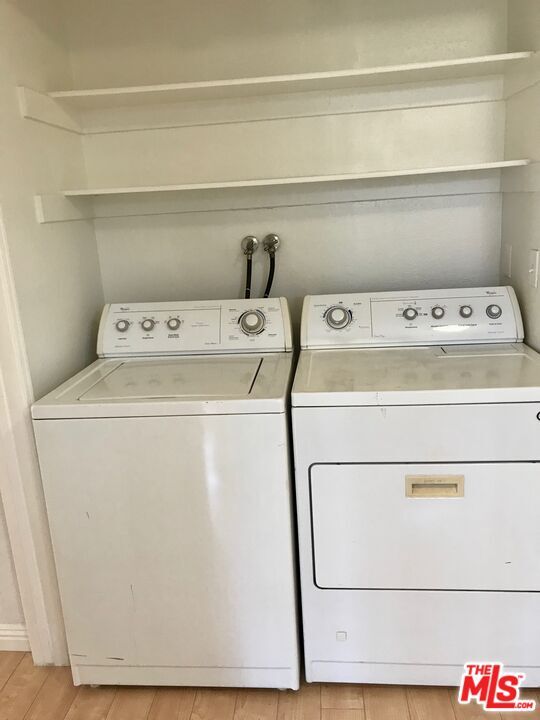 Building Photo - 4189 Vineland Ave