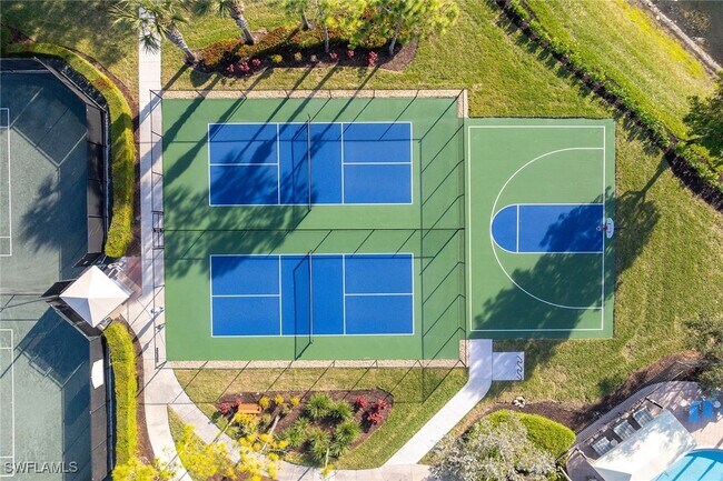 Building Photo - 6542 Marbella Dr