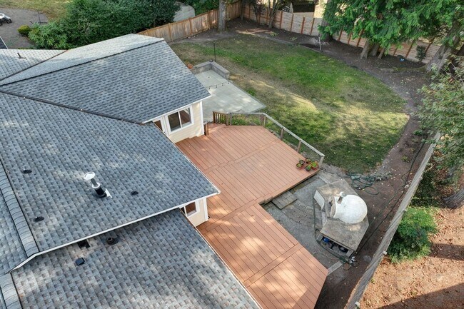 Building Photo - 3Bd/1.75Ba Bellevue House