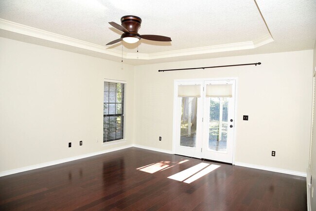 Building Photo - Spacious 4 Bedroom in Southwind at Bluewater Bay!