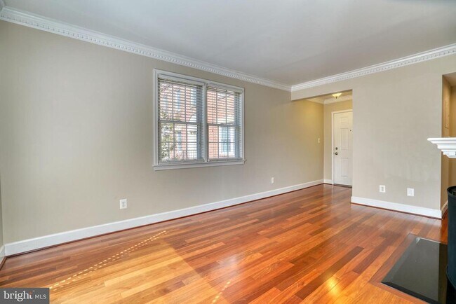 Building Photo - 1209 N Pitt St