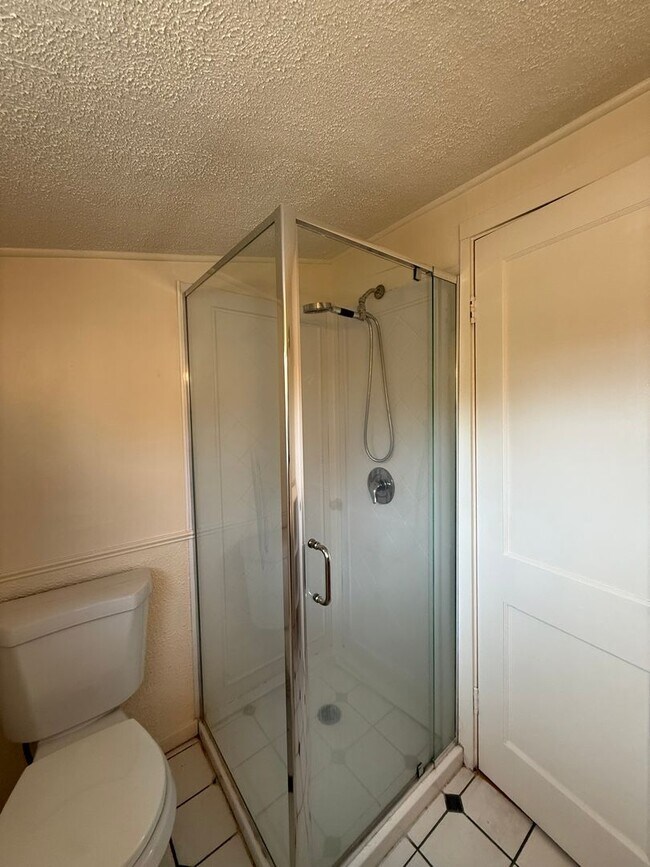 Building Photo - Great South Hills Location