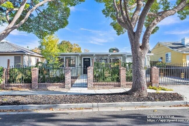 Building Photo - 1312 Carlton Ave