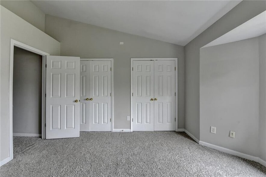 Building Photo - 3187 Mill Springs Cir NE