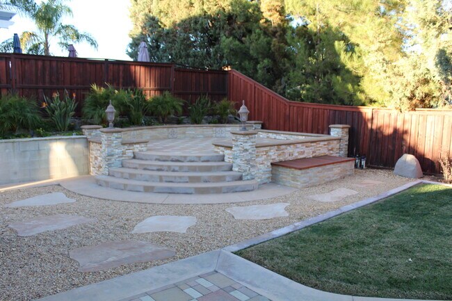 Building Photo - 35703 Date Palm St