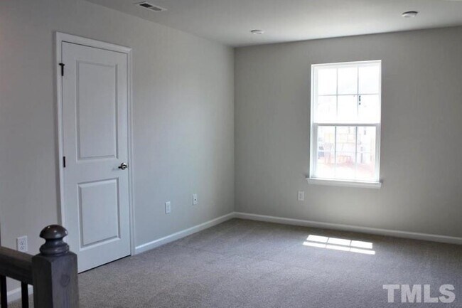 Building Photo - 3 Bedroom Single Family House for Rent