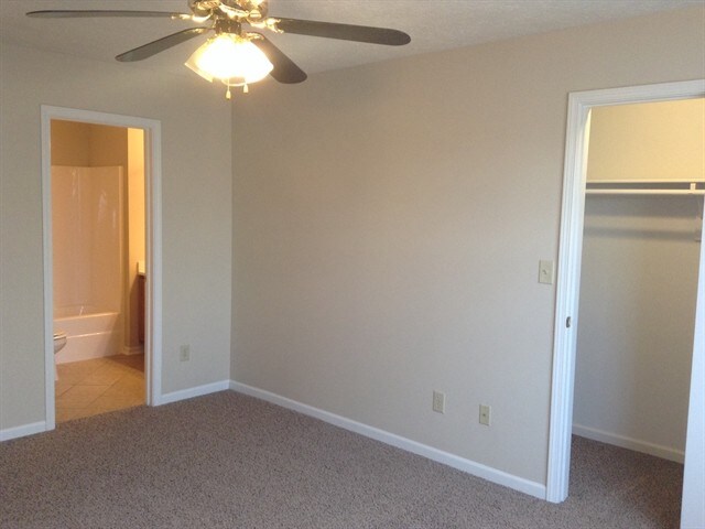 Building Photo - 489 E Quail Ridge Dr