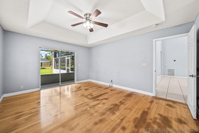 Building Photo - 16105 Temple Blvd
