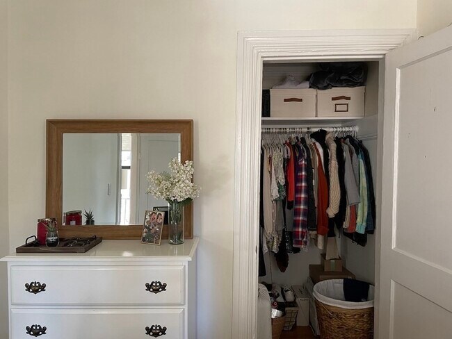 Building Photo - 141 Arlington St