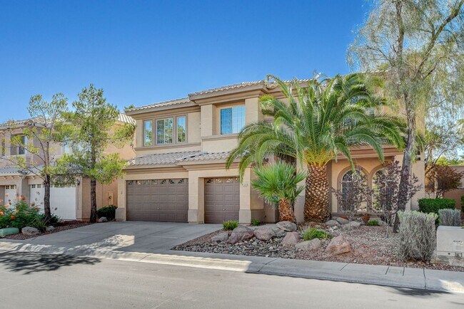 Building Photo - Luxury 5-Bedroom Guard-Gated Home with Pool, Spa & 3 En-Suite Bedrooms