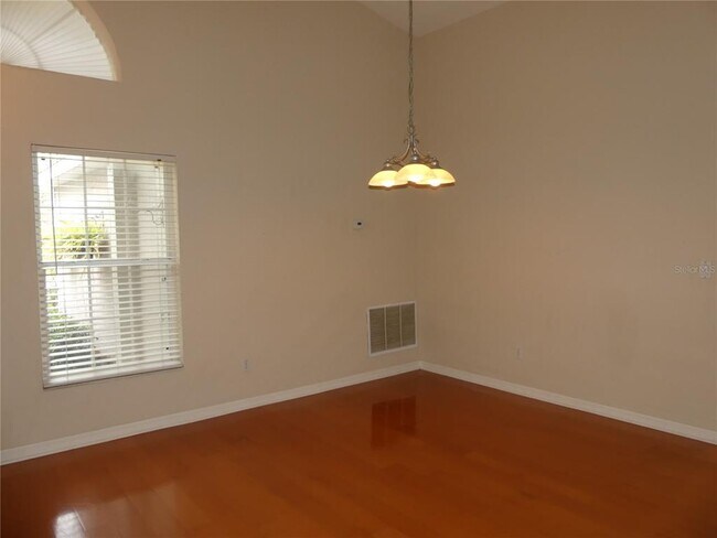 Building Photo - 5539 San Gabriel Way