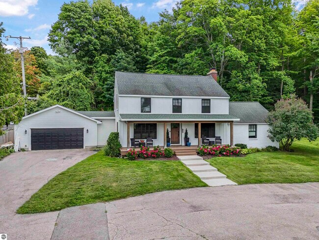 Building Photo - 7320 Peninsula Dr