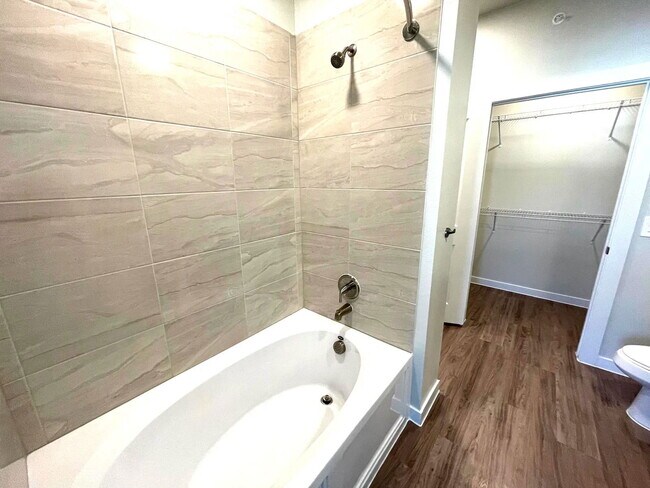 Building Photo - 5901 Co Rd 277