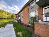 Residences at Riverhill - Riverhill Apartments