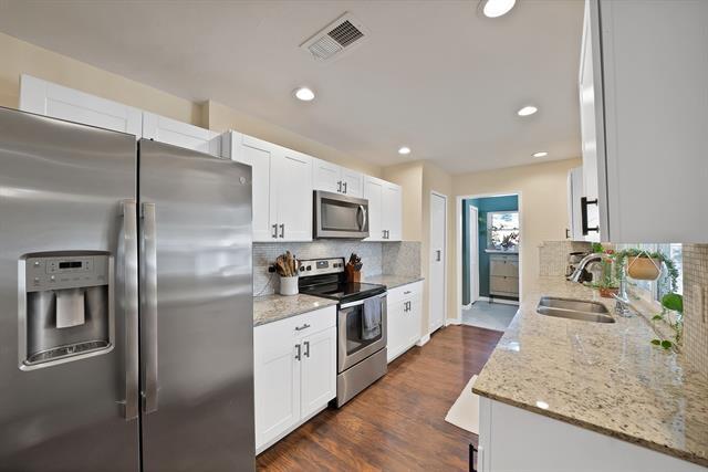 Building Photo - 8525 Grumman Dr