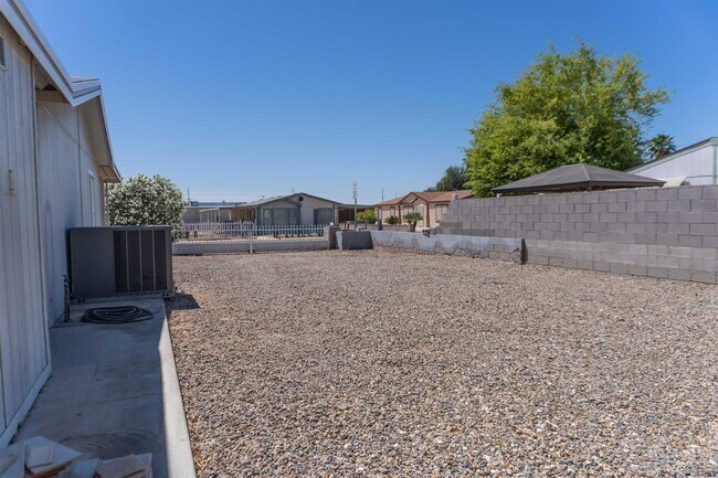 Building Photo - 10772 S Williams Ave