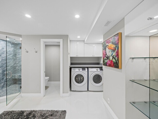 Building Photo - 1151 N Fort Lauderdale Beach Blvd